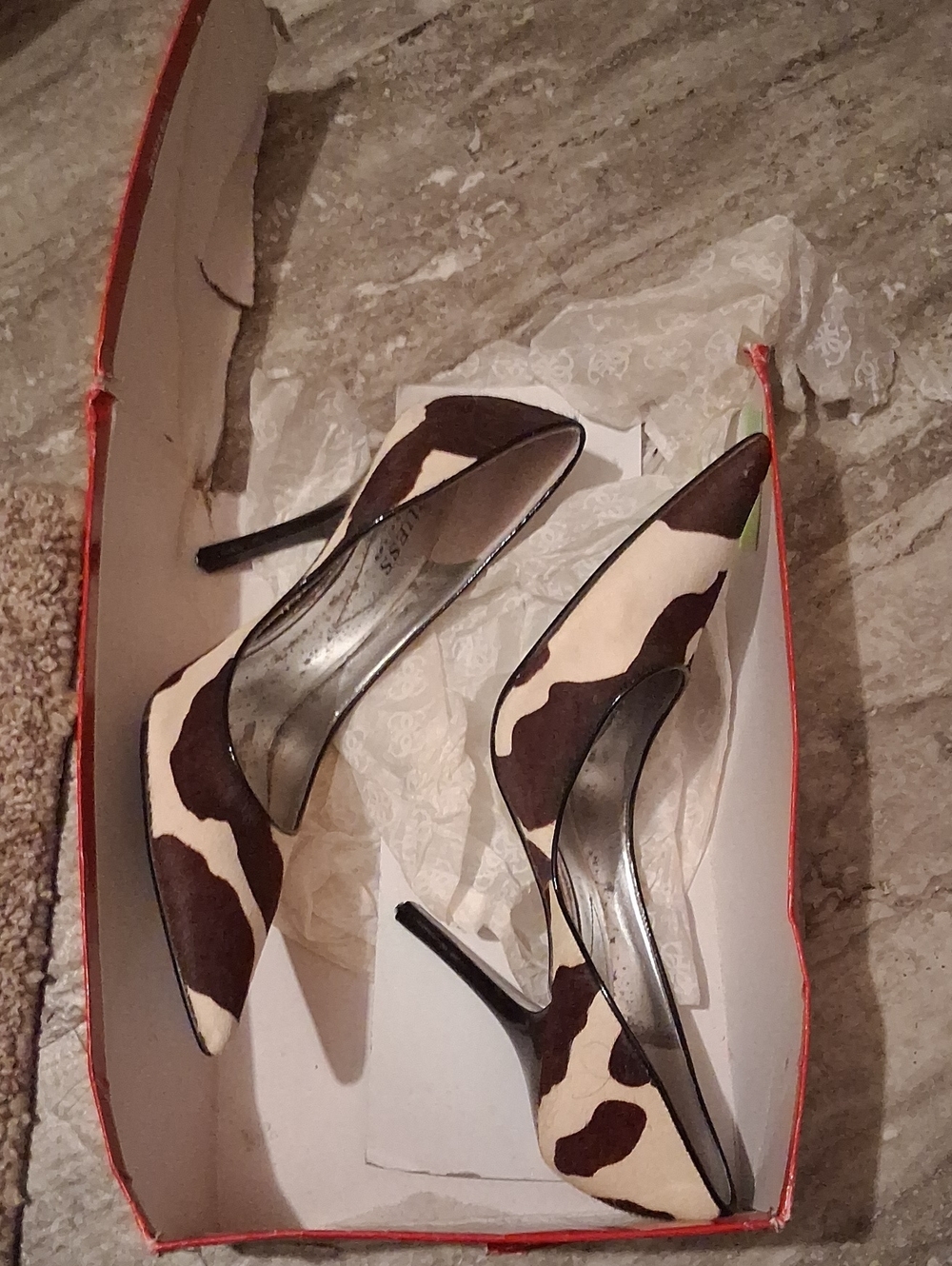 GUESS Brown and White Cowhide Pointed-Toe Stiletto Pumps
